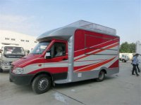 厢长4.1米依维柯 餐车